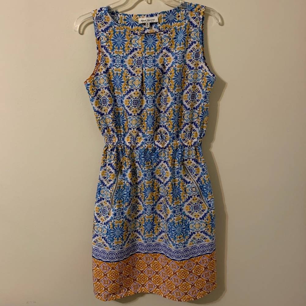 Dress with pockets Size small by Speed Control New York